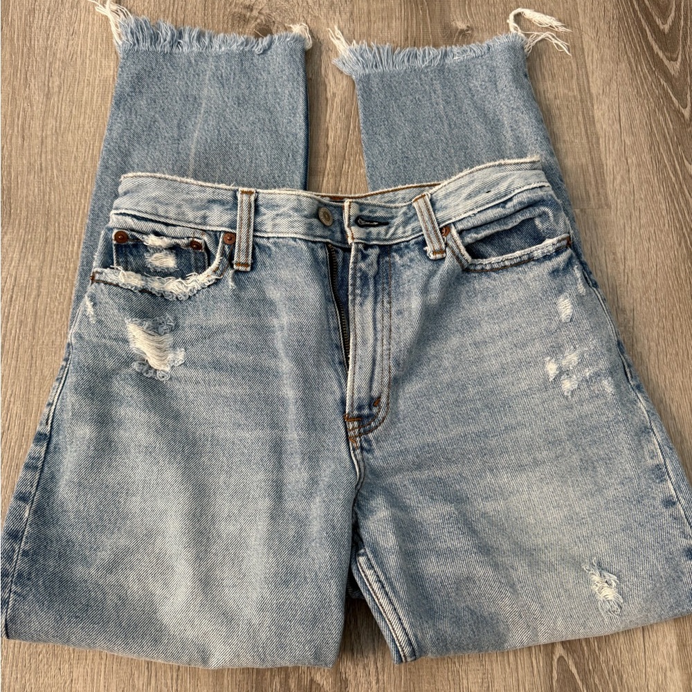 Abercrombie & Fitch The Mom Jean